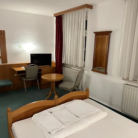 Sachsenhof Hotel *